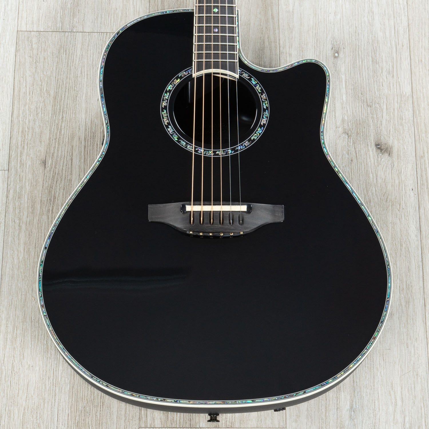 Ovation Pro Series 2762BL-5-G Deep Contour Acoustic-Electric Guitar, Solid AAA Spruce, Black