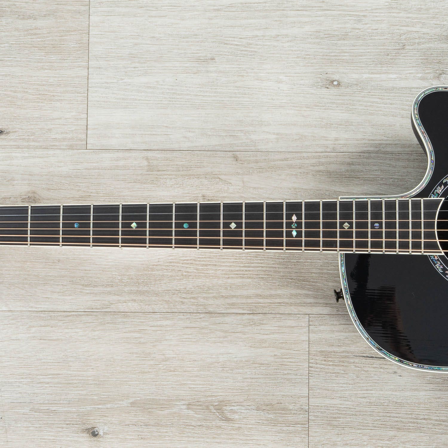 Ovation Pro Series 2762BL-5-G Deep Contour Acoustic-Electric Guitar, Solid AAA Spruce, Black