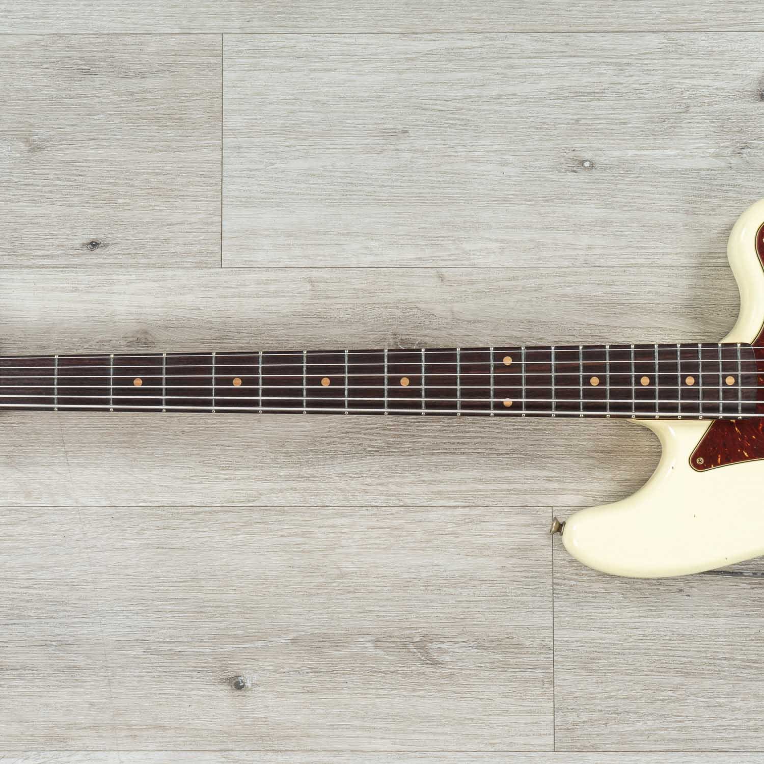 Fender Custom Shop Bass VI Journeyman Relic Guitar, Rosewood Fretboard, Vintage White