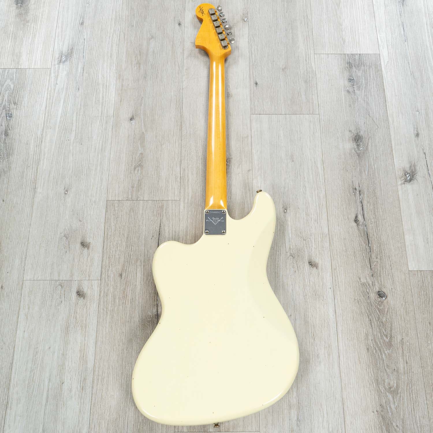 Fender Custom Shop Bass VI Journeyman Relic Guitar, Rosewood Fretboard, Vintage White