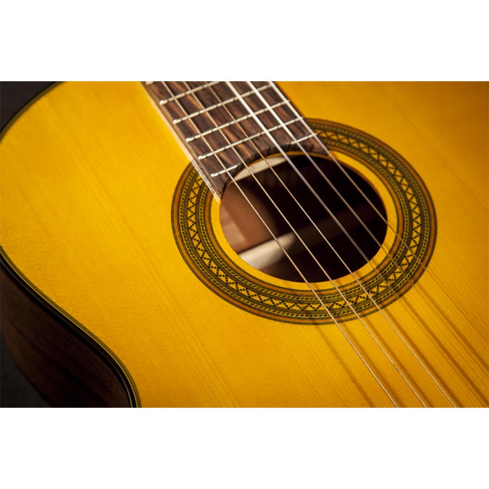 Takamine GC1CE Cutaway Nylon String Acoustic-Electric Guitar (Natural)