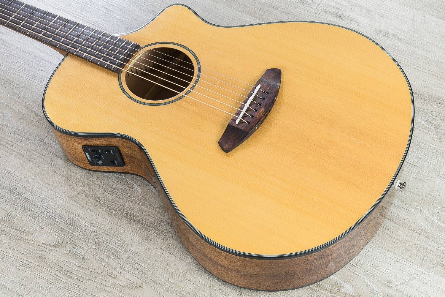 Breedlove Discovery Concert CE Acoustic-Electric Guitar, Sitka Spruce - Mahogany (Open Box)