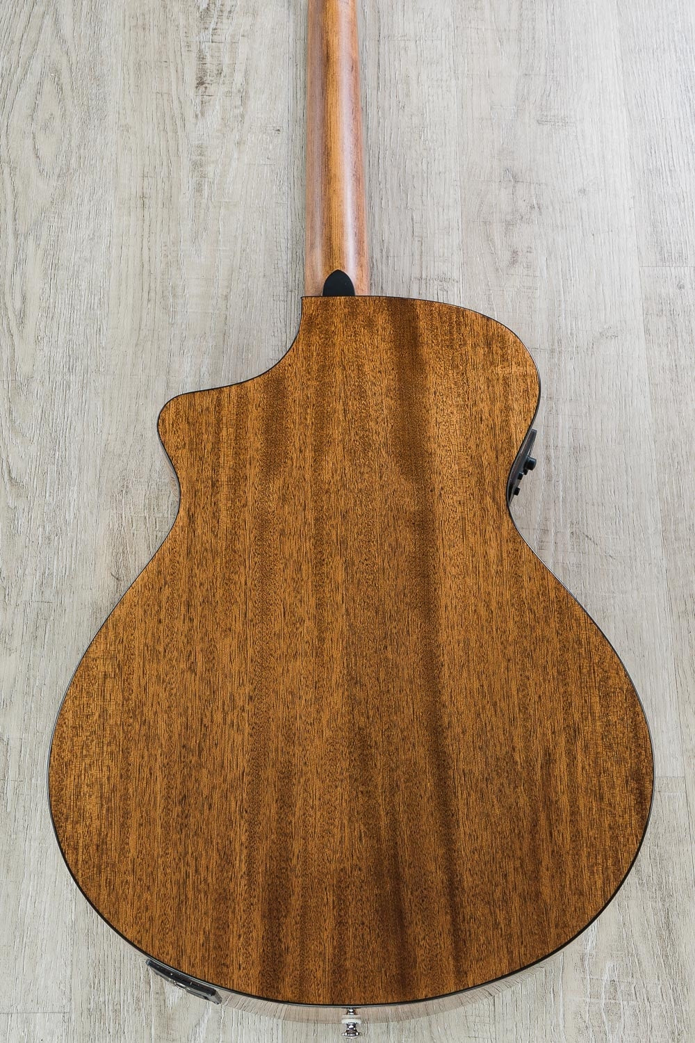 Breedlove Discovery Concert CE Acoustic-Electric Guitar, Sitka Spruce - Mahogany (Open Box)