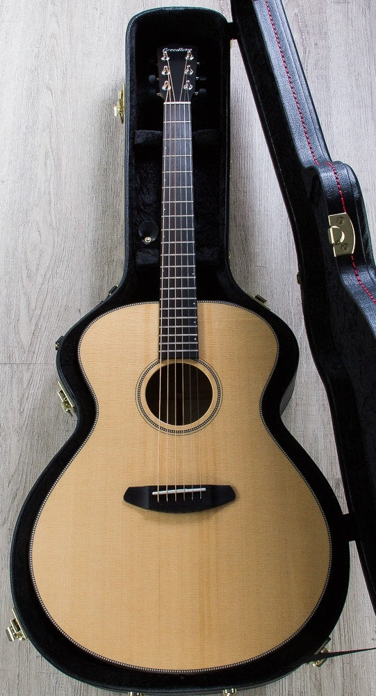 Breedlove Oregon Concerto E Acoustic-Electric Guitar, Myrtlewood, Hard Case - Natural Gloss (Open Box)