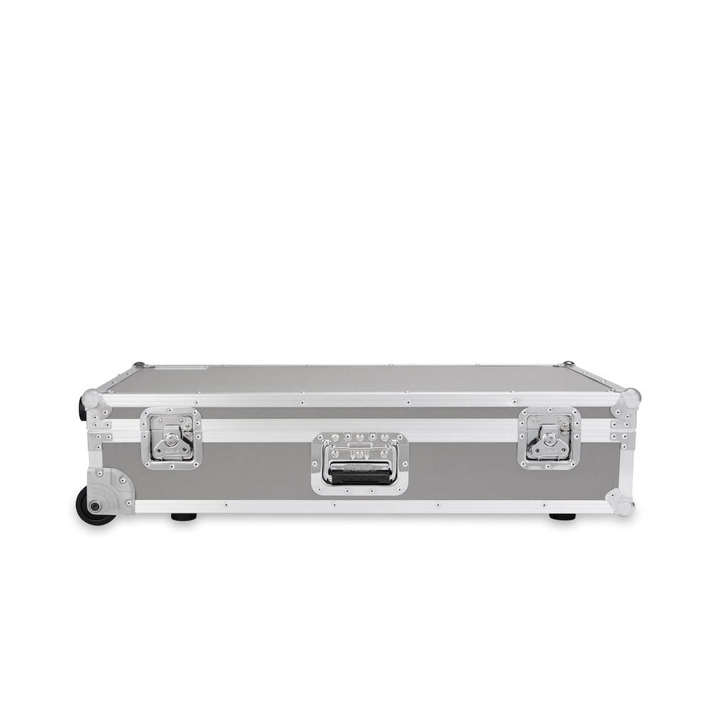 Pedaltrain Classic Pro 32"x16" Pedalboard with Tour Case and Wheels