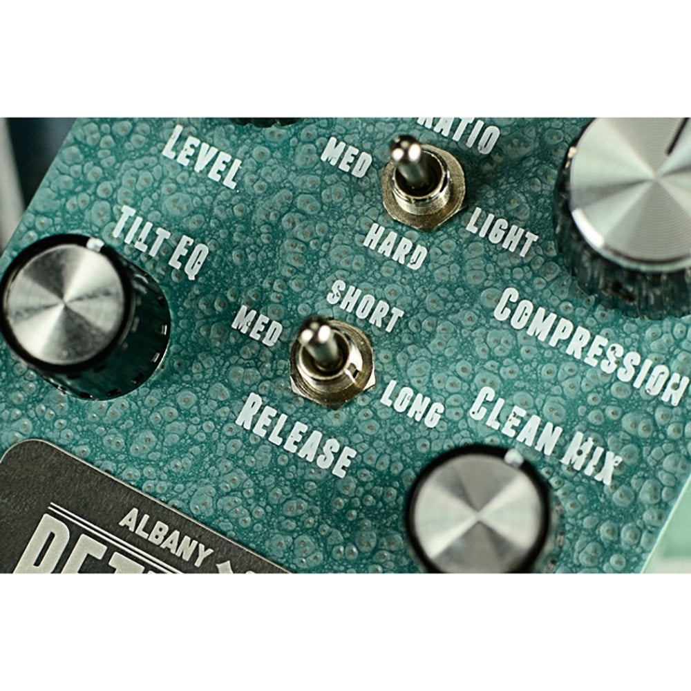 PettyJohn Electronics Crush Compressor Guitar Effects Pedal