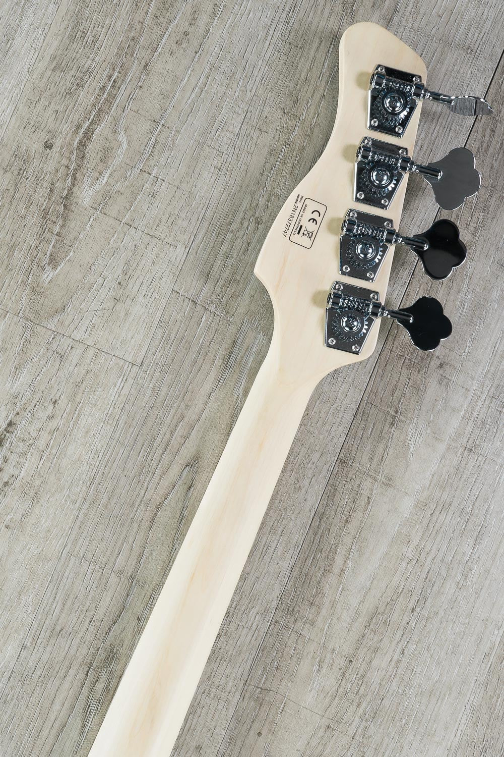 Sire Marcus Miller Gen 2 V7 Bass Guitar, Ash Body, 4-String, Sherwood Green w/ Bag