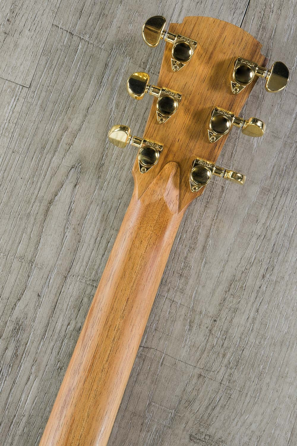 Cole Clark Angel 2 Series Auditorium AN2EC-RDBL Acoustic-Electric Guitar, Redwood Top (E-STOCK)