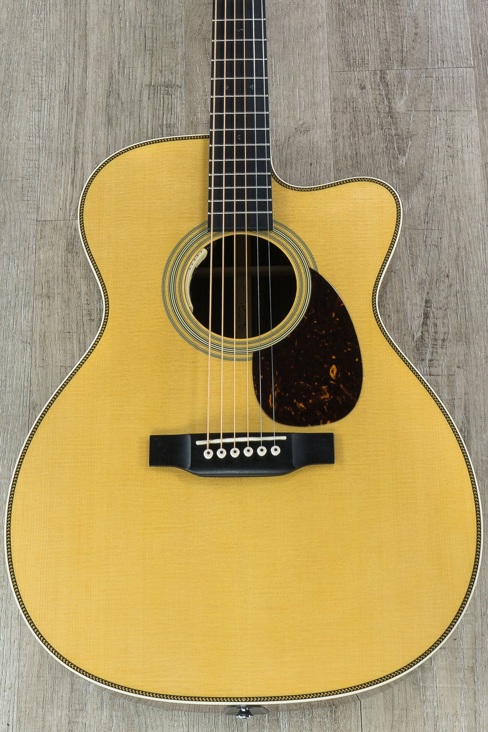 Martin OMC-28E (2018) Acoustic-Electric Guitar, LR Baggs Anthem Electronics, Hard Case - Natural