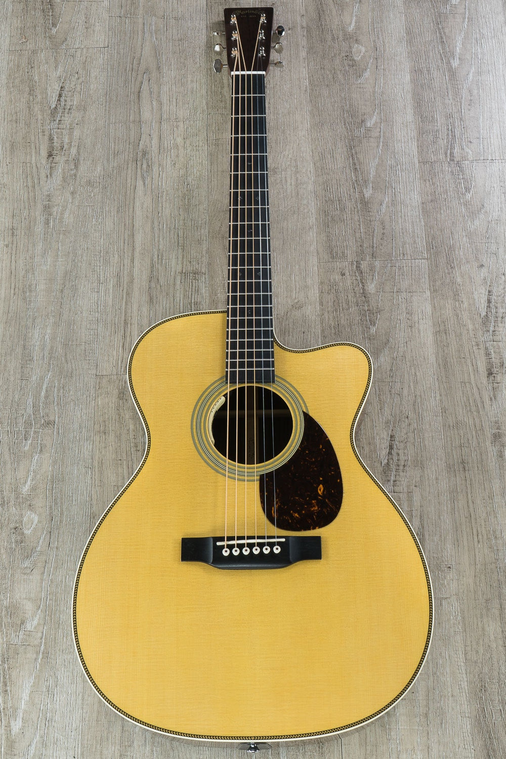 Martin OMC-28E (2018) Acoustic-Electric Guitar, LR Baggs Anthem Electronics, Hard Case - Natural