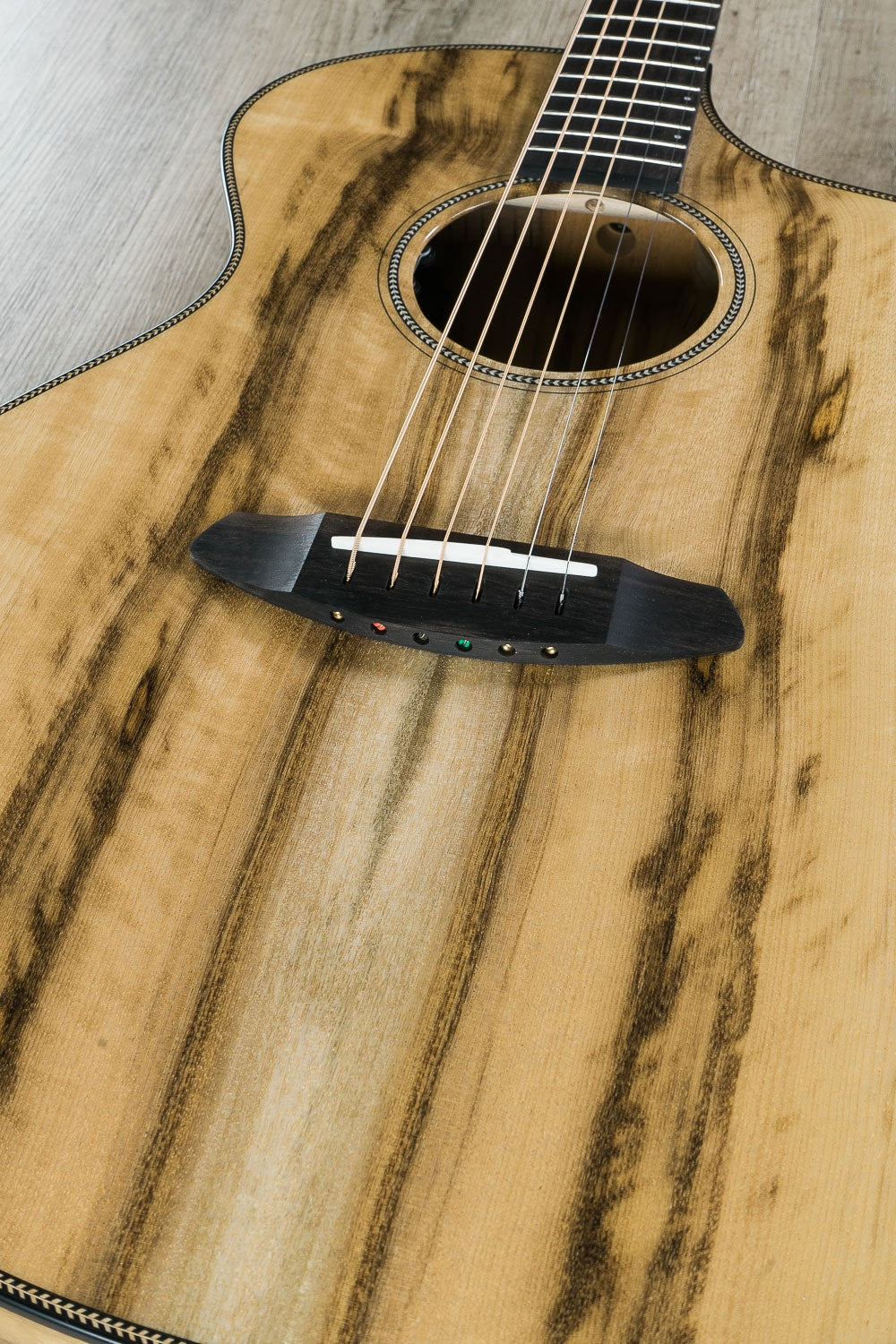 Breedlove Guitars 2019 Oregon Concert CE Acoustic Electric Guitar, Myrtlewood - Myrtlewood, Natural w/ Case