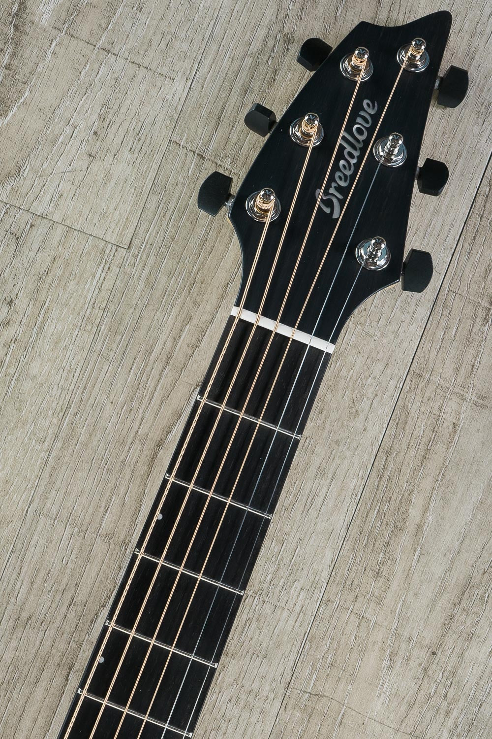 Breedlove Guitars 2019 Oregon Concert CE Acoustic Electric Guitar, Myrtlewood - Myrtlewood, Natural w/ Case