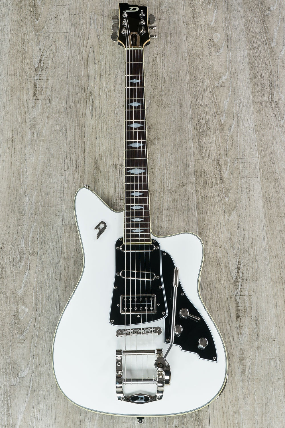 Duesenberg Guitars Paloma Electric Guitar, Rosewood Fingerboard, White