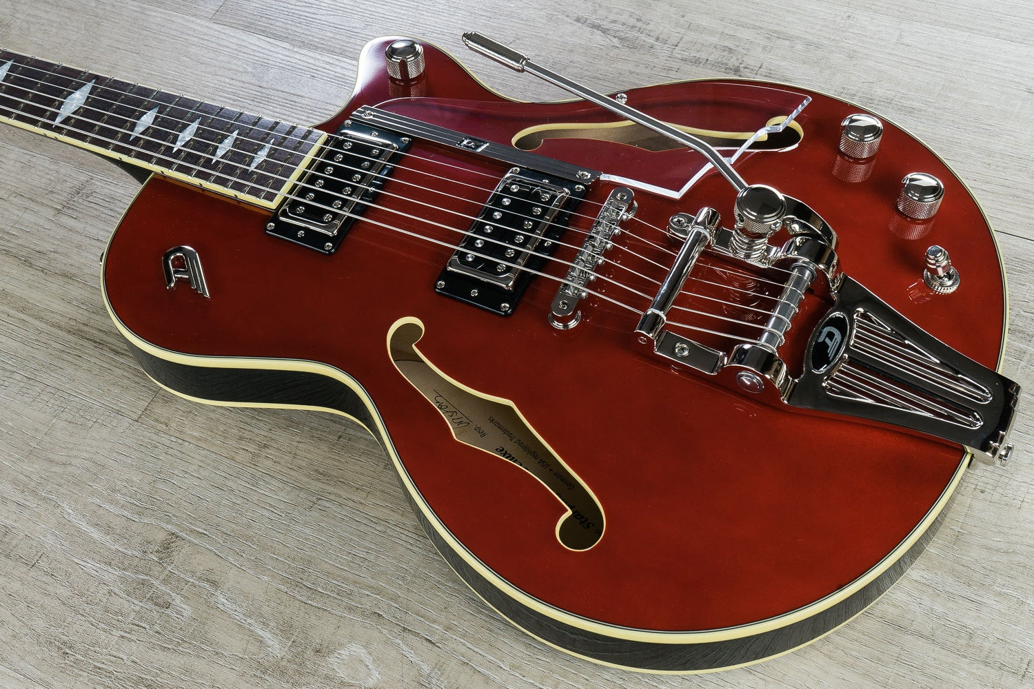 Duesenberg Guitars Starplayer TV DLX Electric Guitar, Crimson Red