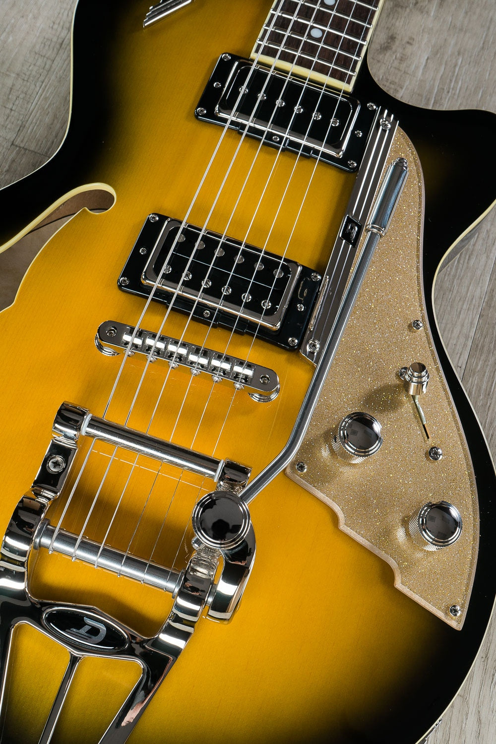 Duesenberg Guitars Starplayer TV Electric Guitar, 2-Tone Sunburst