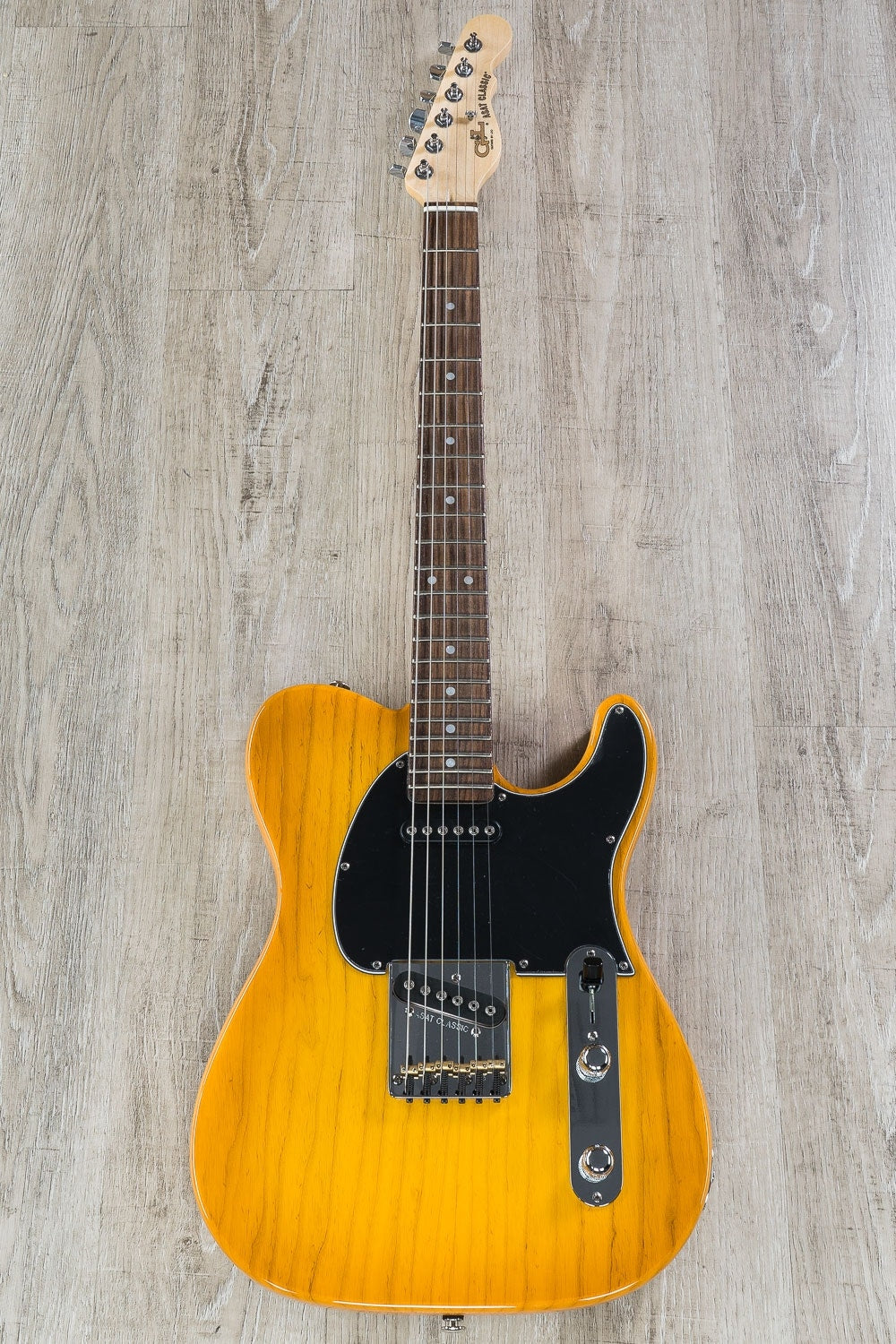 G&L USA ASAT Classic Electric Guitar Rosewood Fretboard with Case - Honeyburst Finish