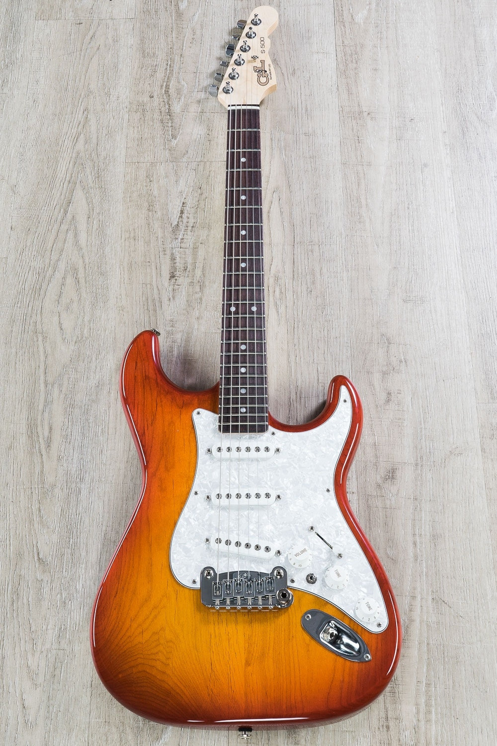 G&L USA S-500 Electric Guitar, Rosewood Fingerboard, Hard Case - Cherryburst