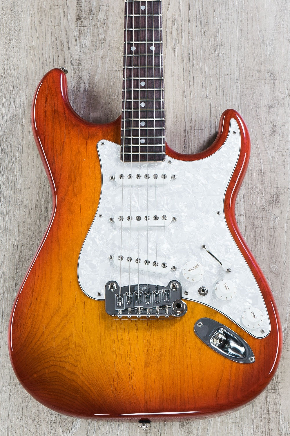 G&L USA S-500 Electric Guitar, Rosewood Fingerboard, Hard Case - Cherryburst