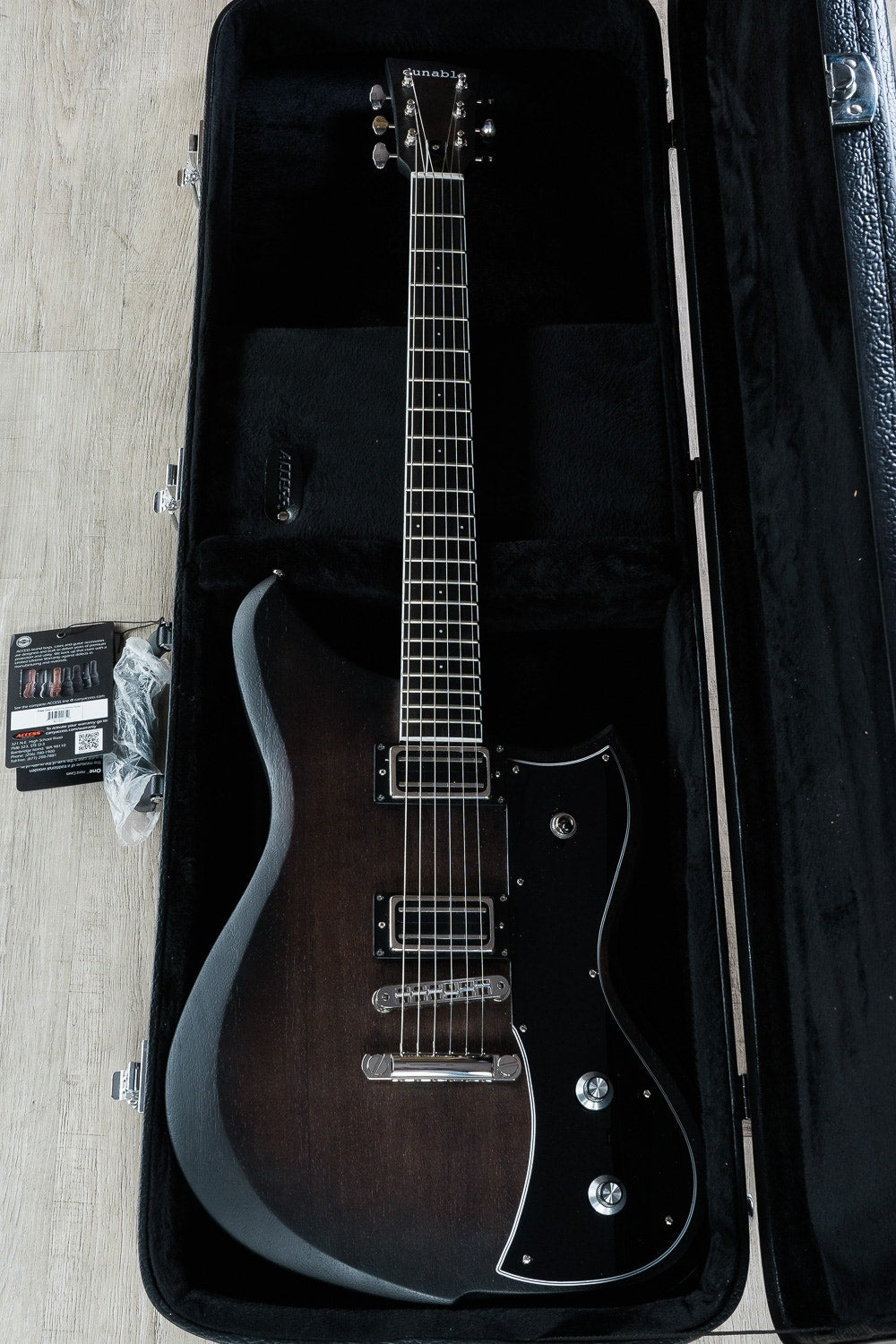 Dunable Guitars Yeti Electric Guitar, Ebony Fingerboard, Hard Case - Black Burst Satin