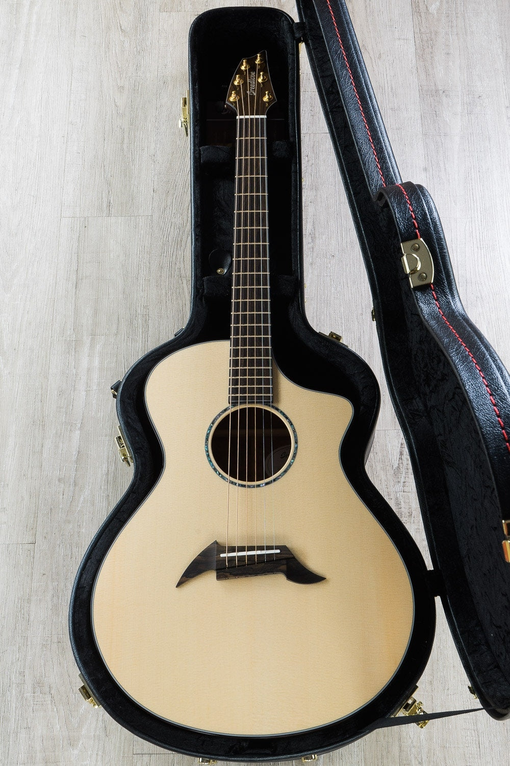 Breedlove Custom Concert C Acoustic Guitar, Sitka Spruce - Bubinga, Hard Case