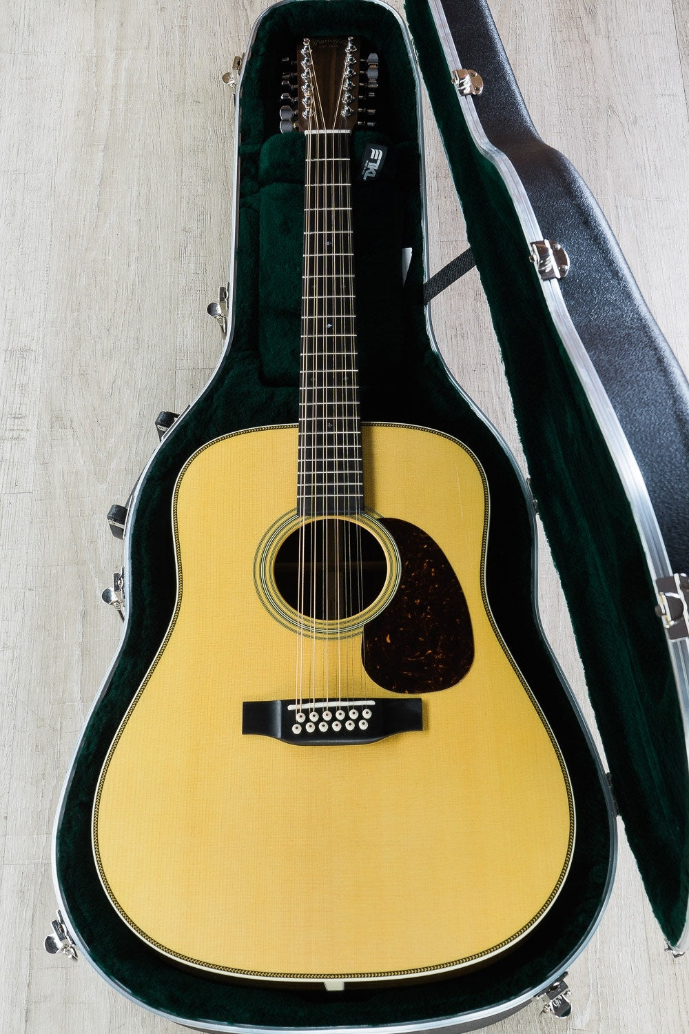 Martin HD12-28 12-String Acoustic Guitar, Ebony Fingerboard, Hard Case - Natural