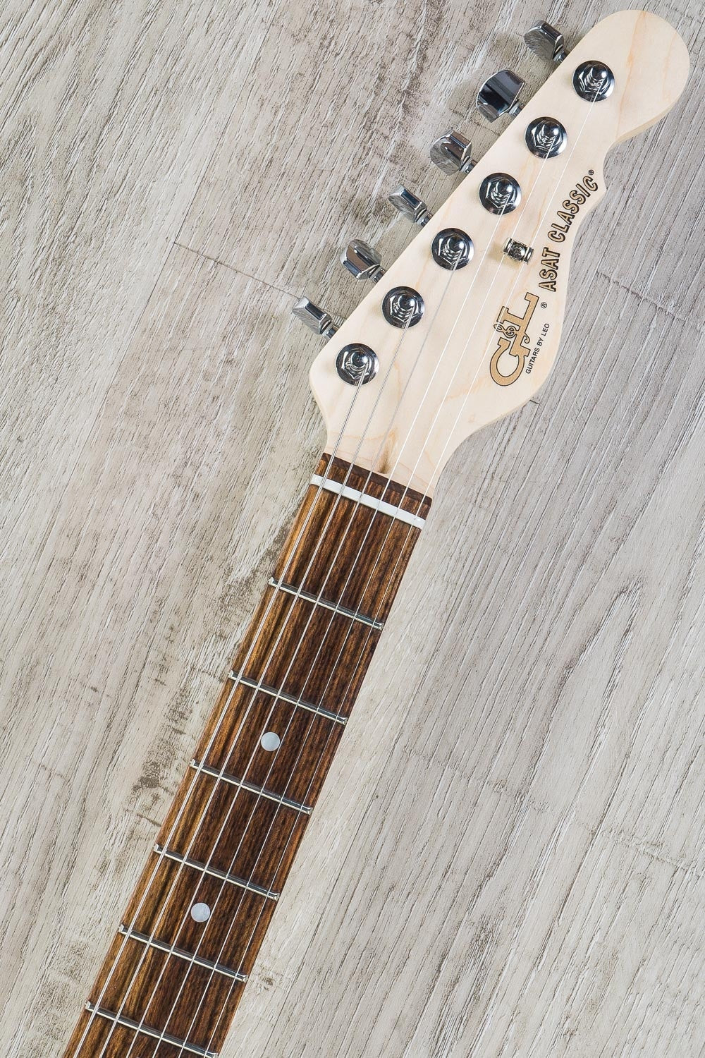 G&L ASAT Classic S Alnico Electric Guitar, Chechen Fingerboard, Hard Case - Tobacco Sunburst