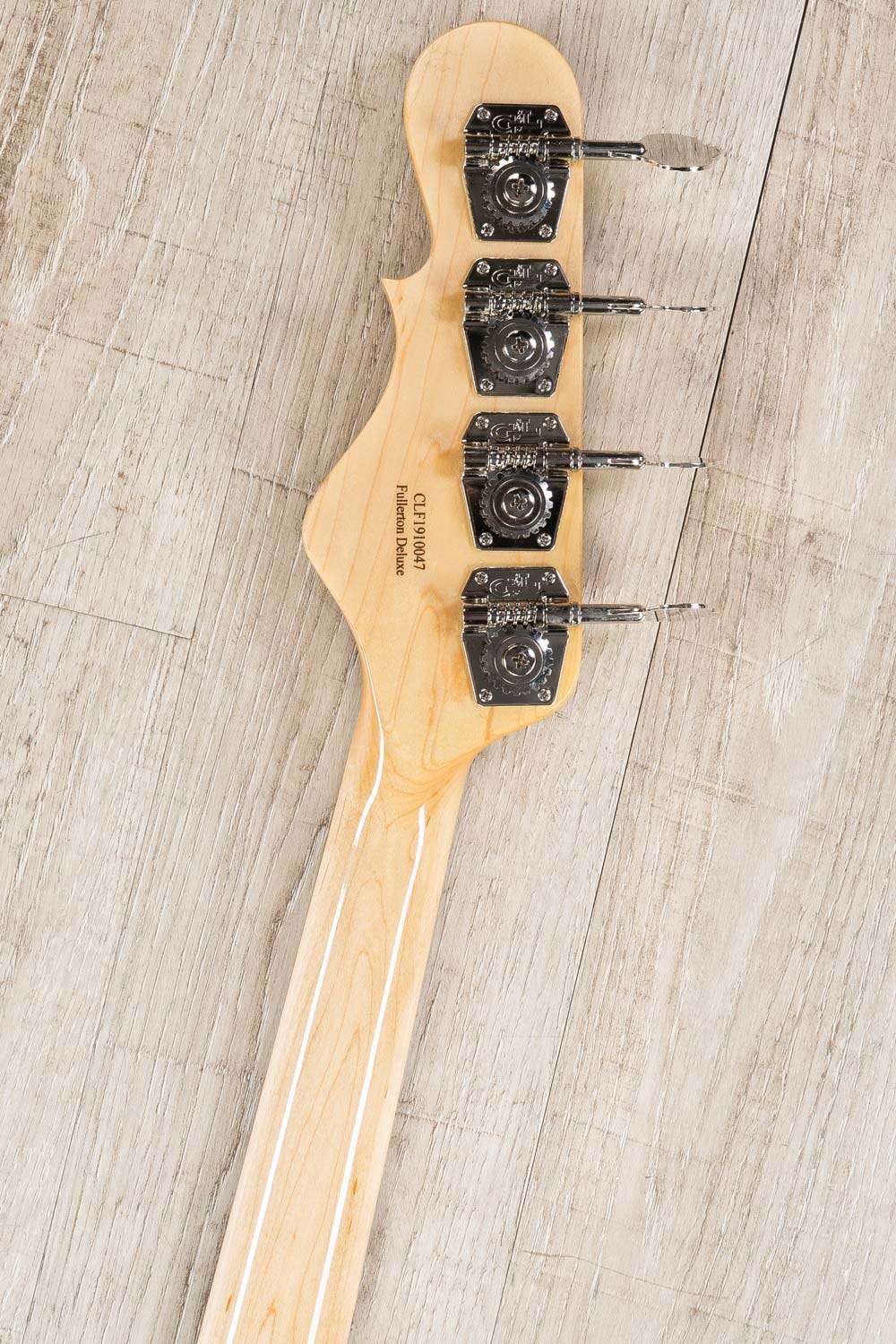G&L Guitars Fullerton Deluxe JB Bass Guitar, Caribbean Rosewood Fingerboard, 3-Tone Sunburst