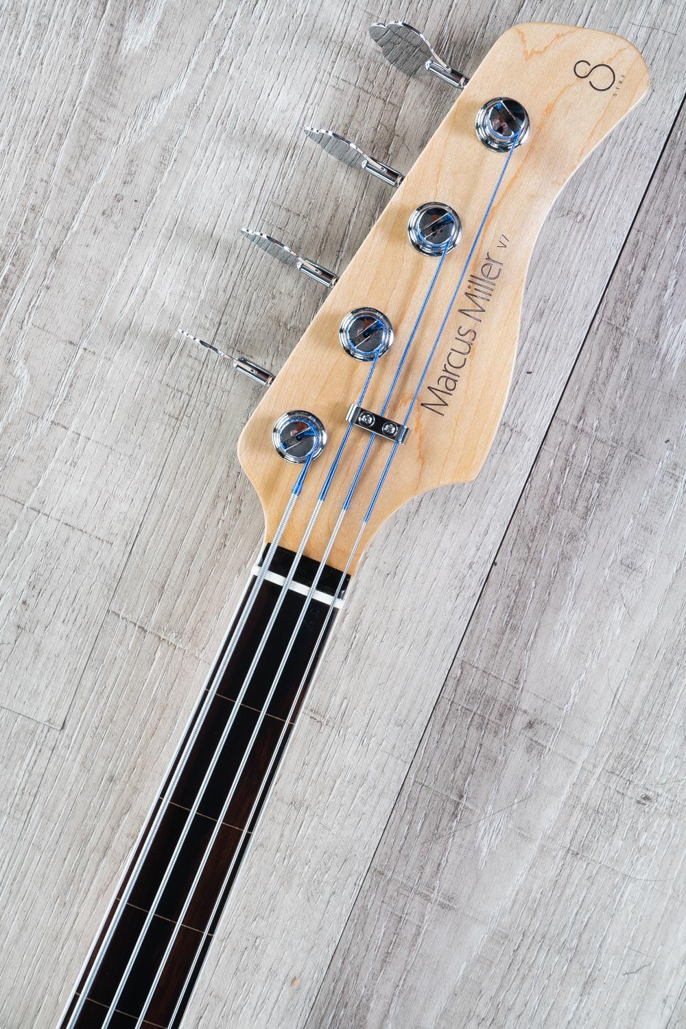 Sire Marcus Miller V7 2nd Gen Bass Guitar, Fretless, 4-String, BK, Black