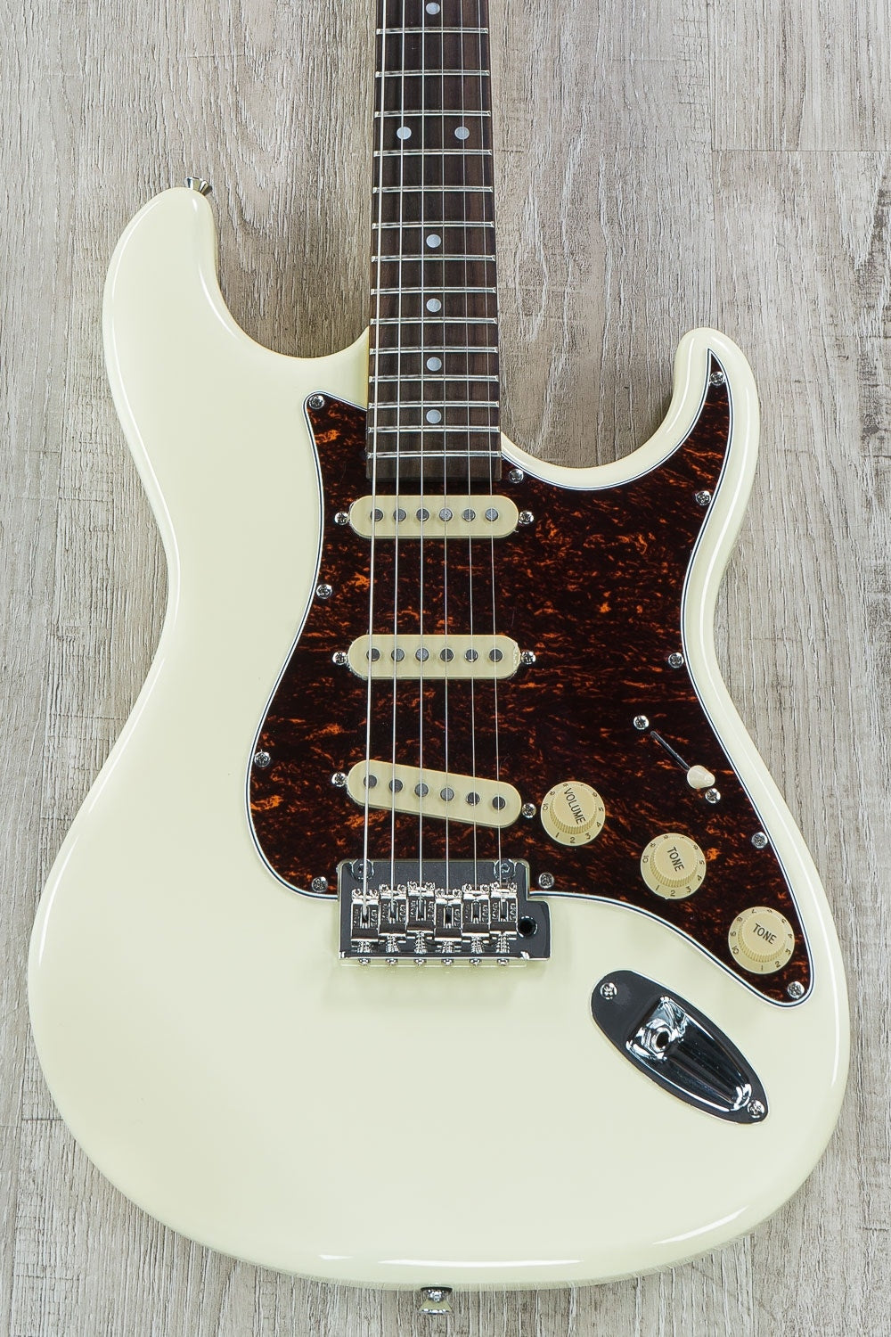 Tagima T-635 Classic Series Strat Style Electric Guitar, Rosewood Fingerboard - Vintage White with Tortoise