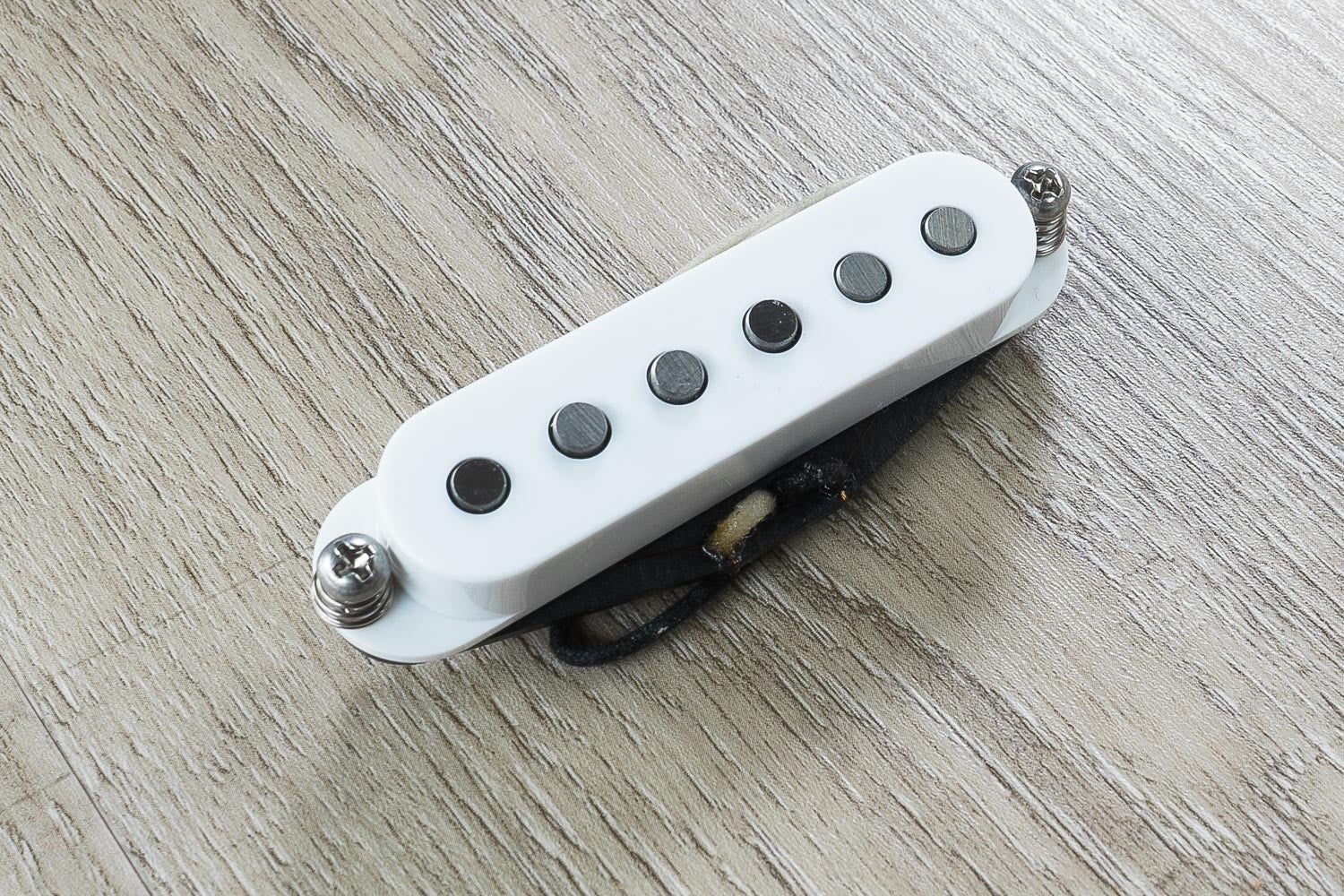Suhr V63 Single Coil Pickup, Middle RW/RP, White
