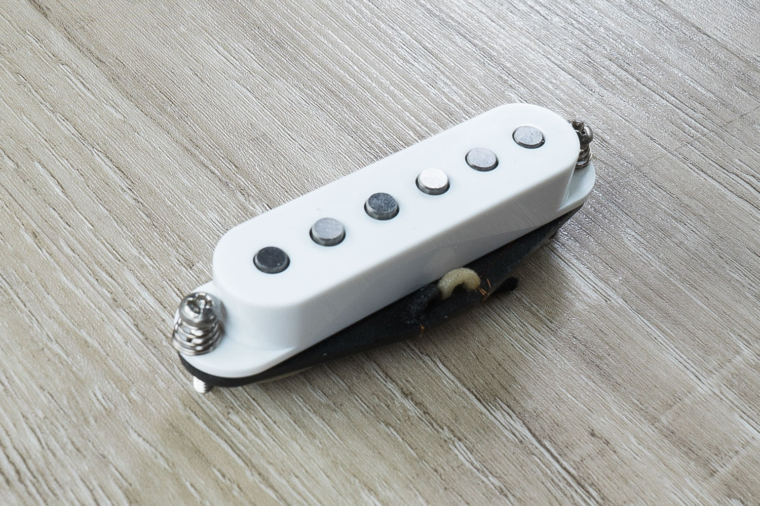 Suhr V63 Single Coil Pickup, Neck, White