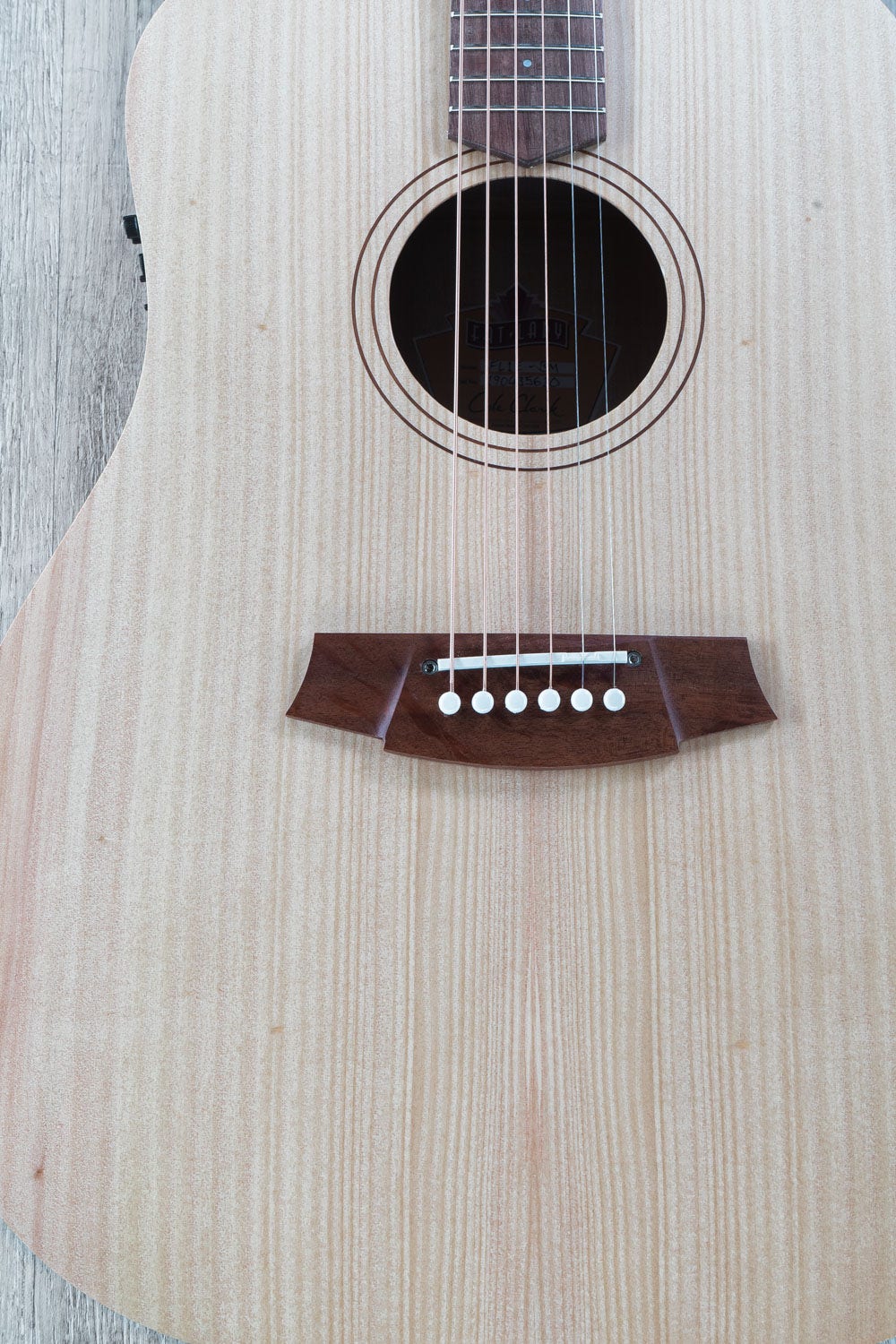 Cole Clark Fat Lady 1 Series CCFL1E-BM Acoustic-Electric Guitar, Bunya Top, Queensland Maple Back/Sides, Hard Case