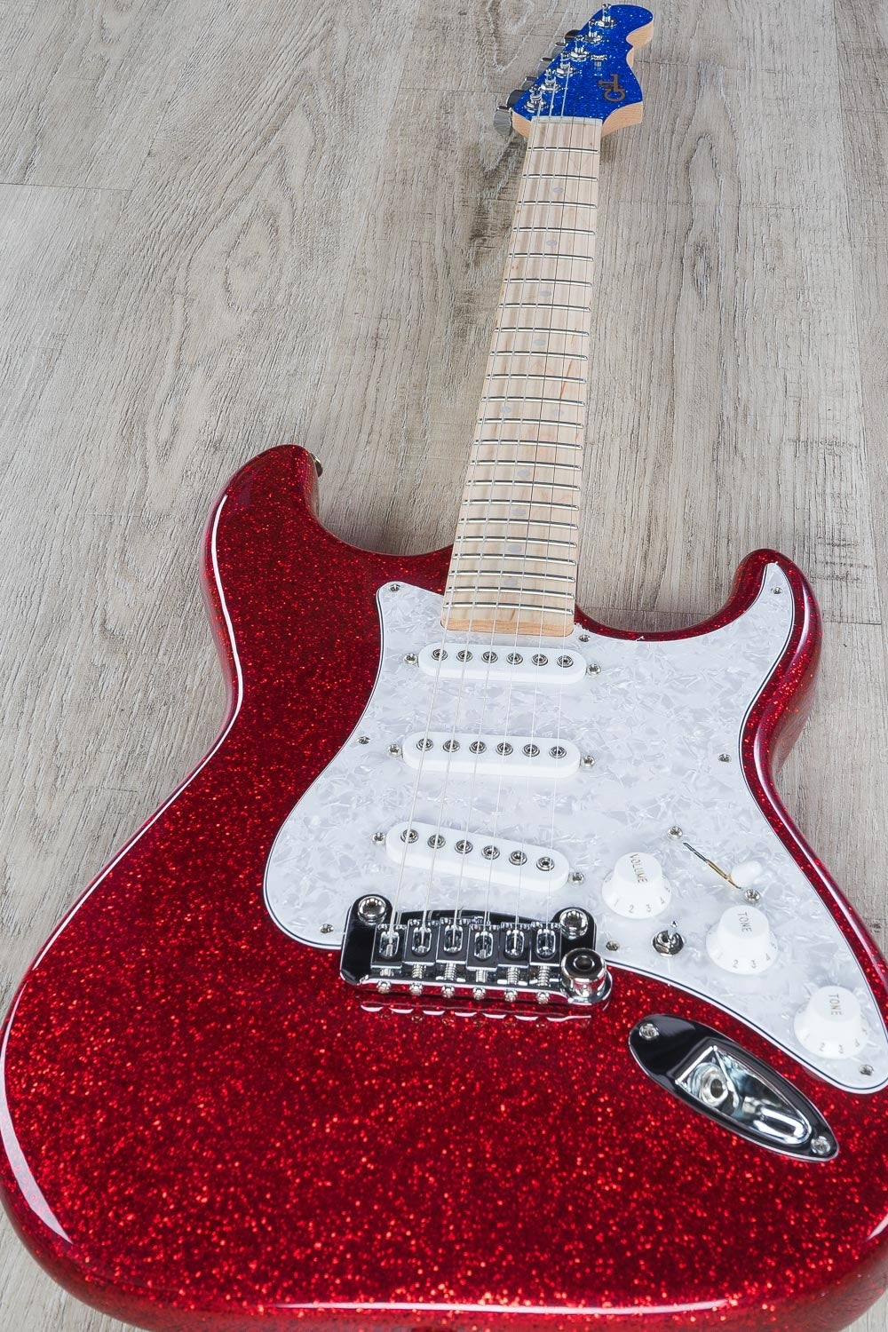 G&L USA S-500 Electric Guitar, Maple Fingerboard, Blue Flake Headstock, Hard Case - Red Metal Flake