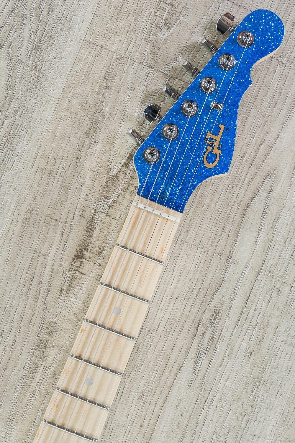 G&L USA S-500 Electric Guitar, Maple Fingerboard, Blue Flake Headstock, Hard Case - Red Metal Flake