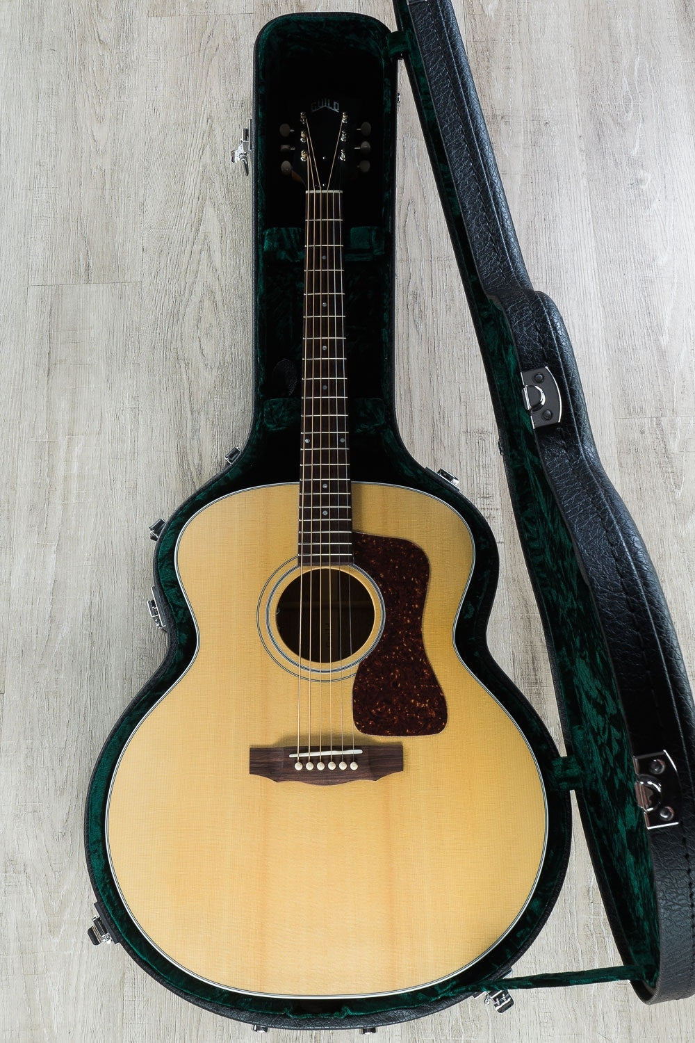 Guild F-40E Acoustic-Electric Guitar, Spruce Top, Mahogany Back and Sides, Hard Case - Natural