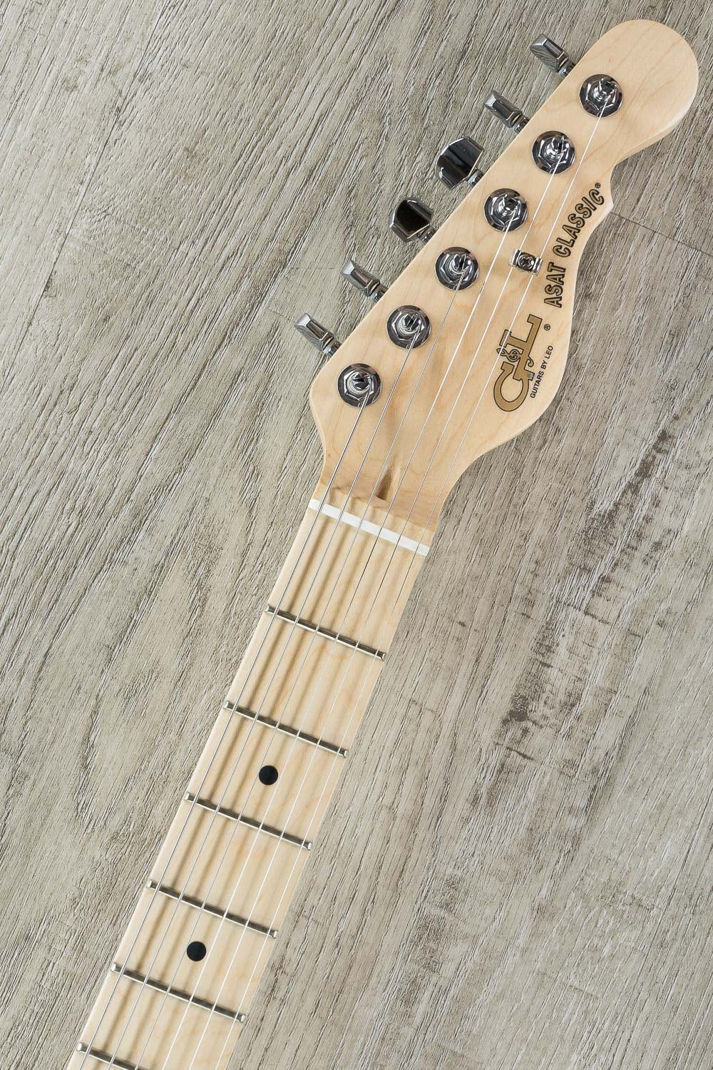 G&L USA ASAT Classic S Electric Guitar, Maple Fingerboard, Swamp Ash, Hard Case - Natural