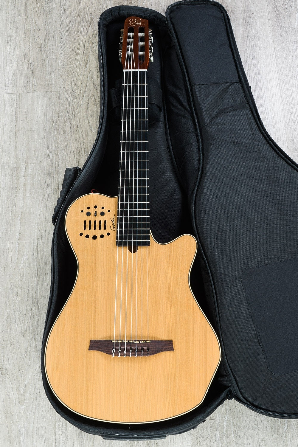 Godin Multiac Encore Grand Concert SA 7-String Acoustic-Electric Guitar with Gig Bag - Natural (B-STOCK)