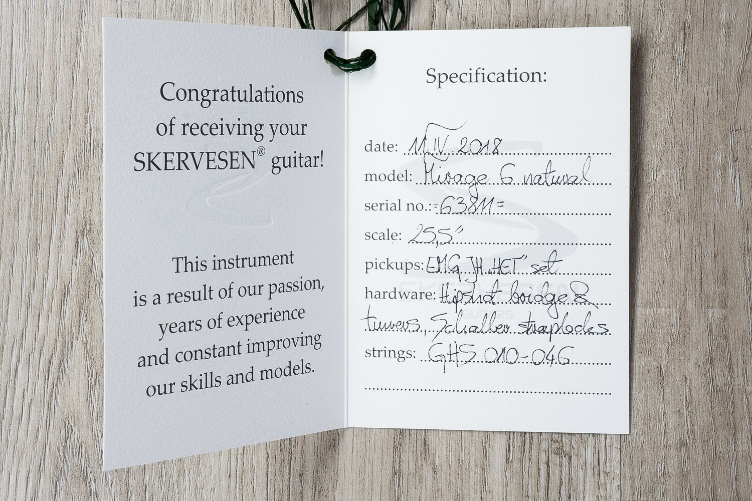 Skervesen Mirage 6 Electric Guitar, Rosewood Santos Fretboard, Hard Case - Natural