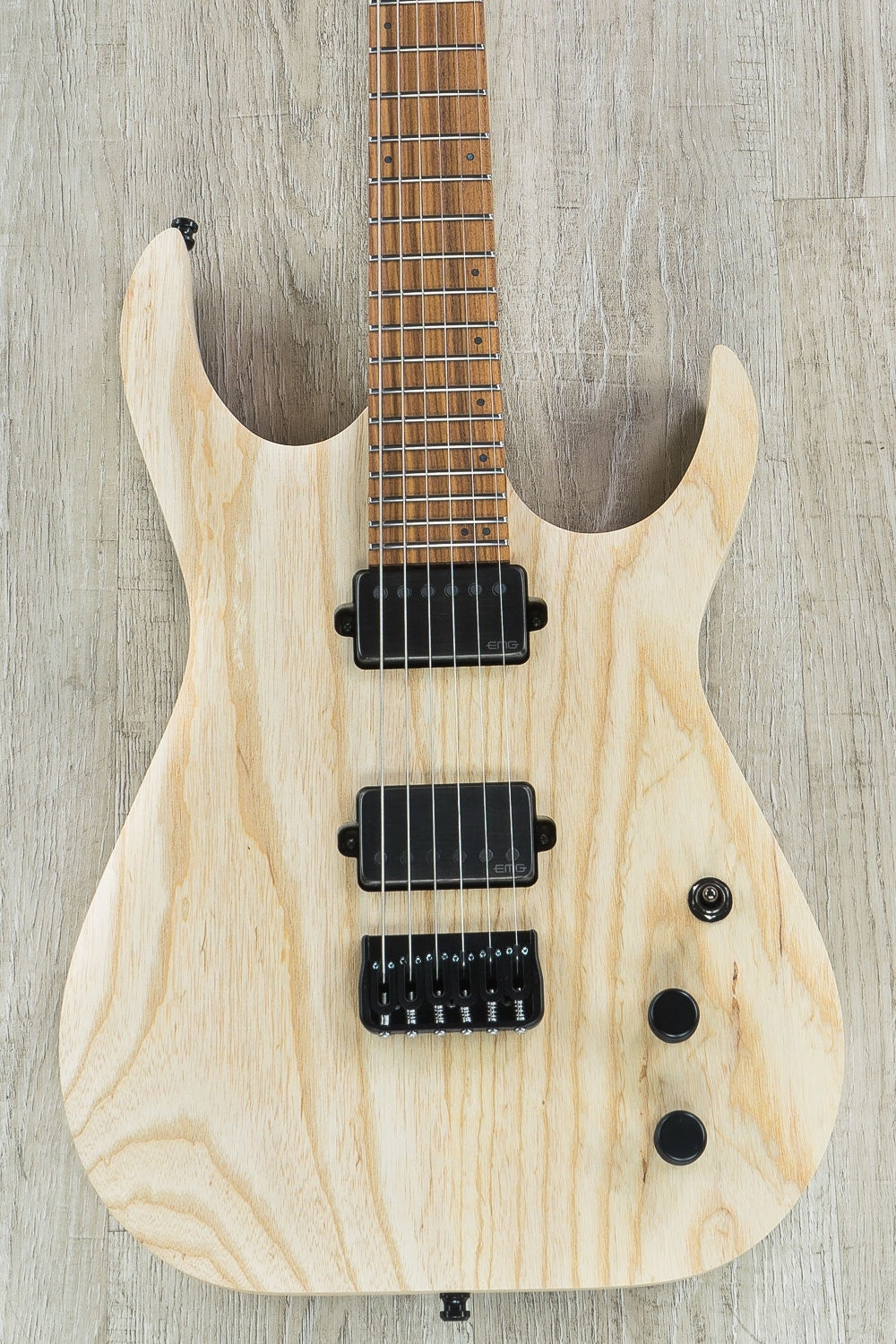 Skervesen Mirage 6 Electric Guitar, Rosewood Santos Fretboard, Hard Case - Natural