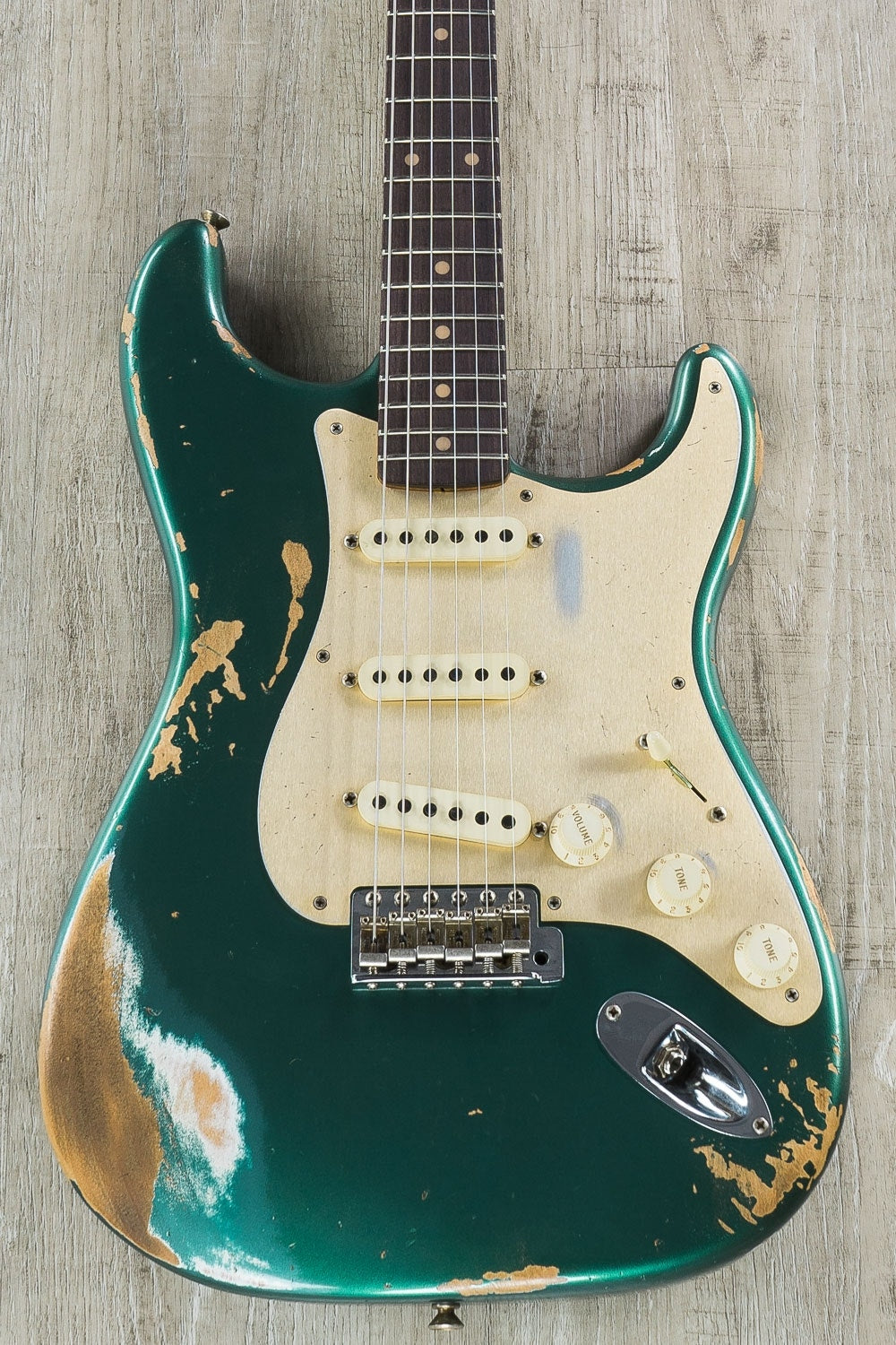 Fender Custom Shop Limited Edition '59 Stratocaster Heavy Relic Electric Guitar, Rosewood Fingerboard - Aged Sherwood Green Metallic