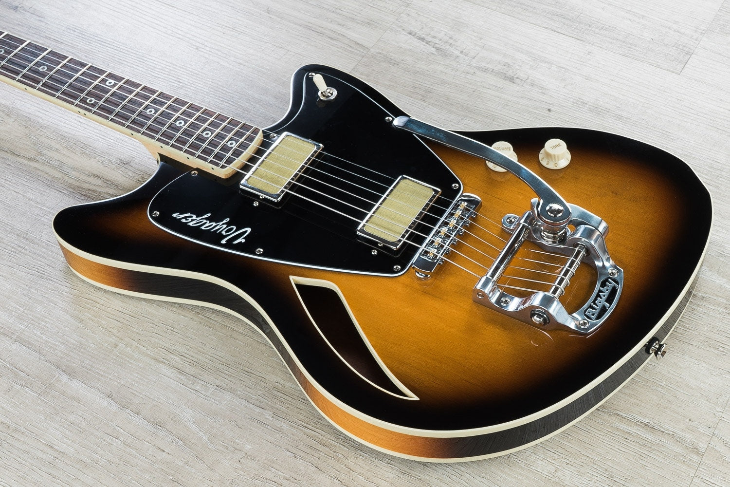 Jennings Voyager Electric Guitar, Rosewood Fretboard, Bigsby with Roller Bridge - Sunburst