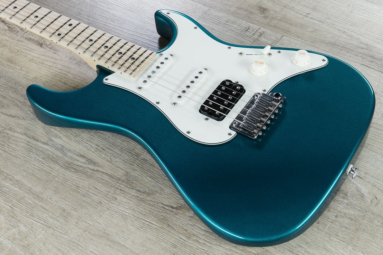 Suhr Standard HSS Electric Guitar, Maple Fingerboard, SSCII, Deluxe Padded Gig Bag - Ocean Turquoise Metallic
