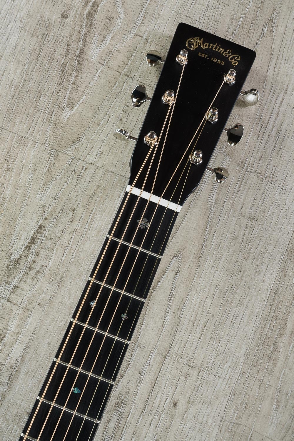 Martin Custom Shop Limited Edition Acoustic Guitar, Quilt Maple Back/Sides, Hard Case - Trans Black Burst