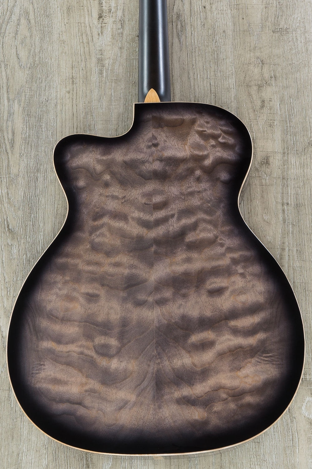 Martin Custom Shop Limited Edition Acoustic Guitar, Quilt Maple Back/Sides, Hard Case - Trans Black Burst