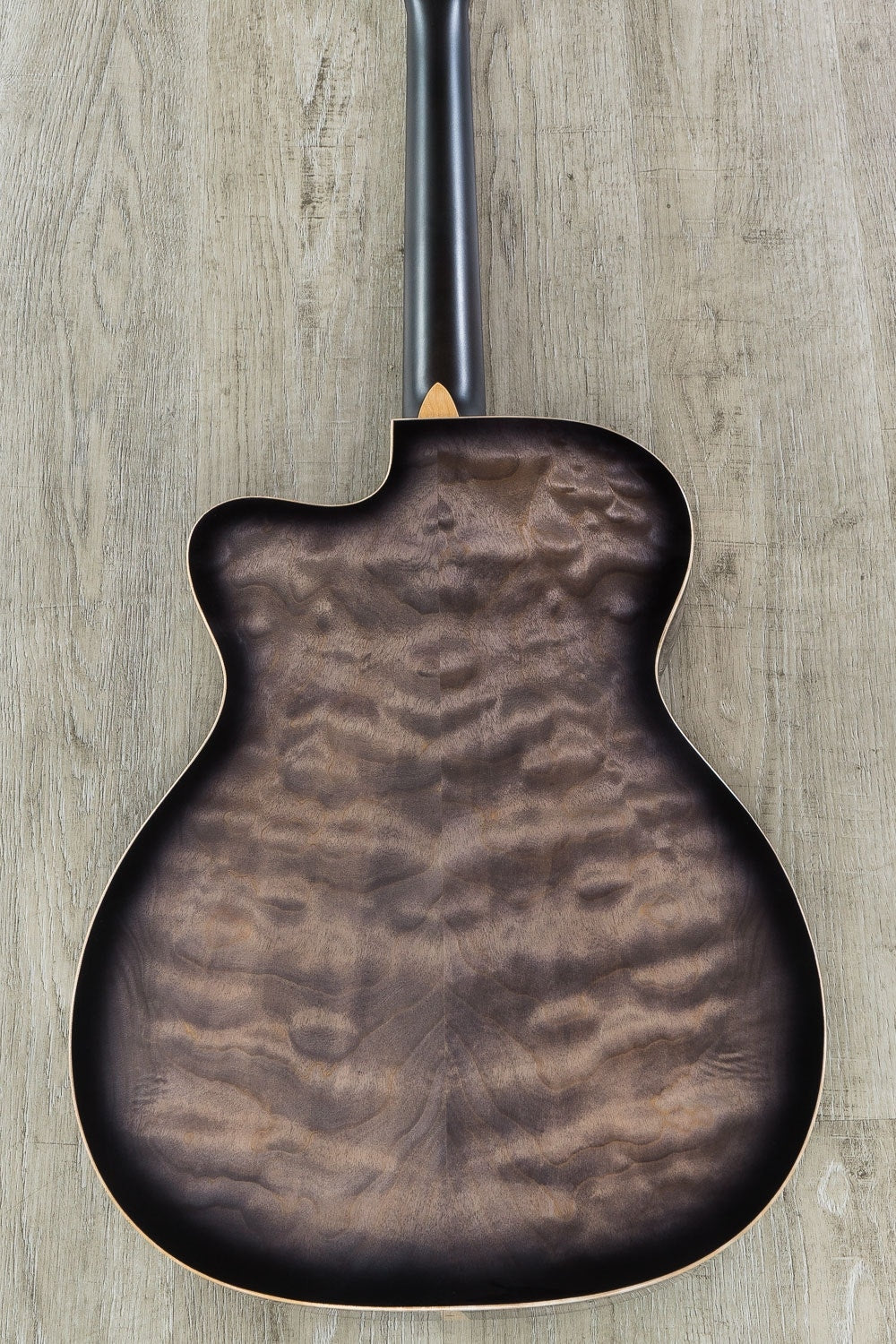 Martin Custom Shop Limited Edition Acoustic Guitar, Quilt Maple Back/Sides, Hard Case - Trans Black Burst
