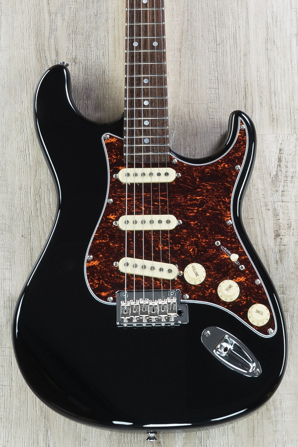 Tagima T-635 Classic Series Strat Style Electric Guitar, Rosewood Fretboard - Black with Tortoise