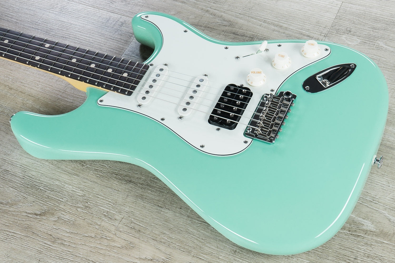 Suhr Classic S HSS Electric Guitar, Indian Rosewood Fingerboard, SSCII, Deluxe Padded Gig Bag - Surf Green