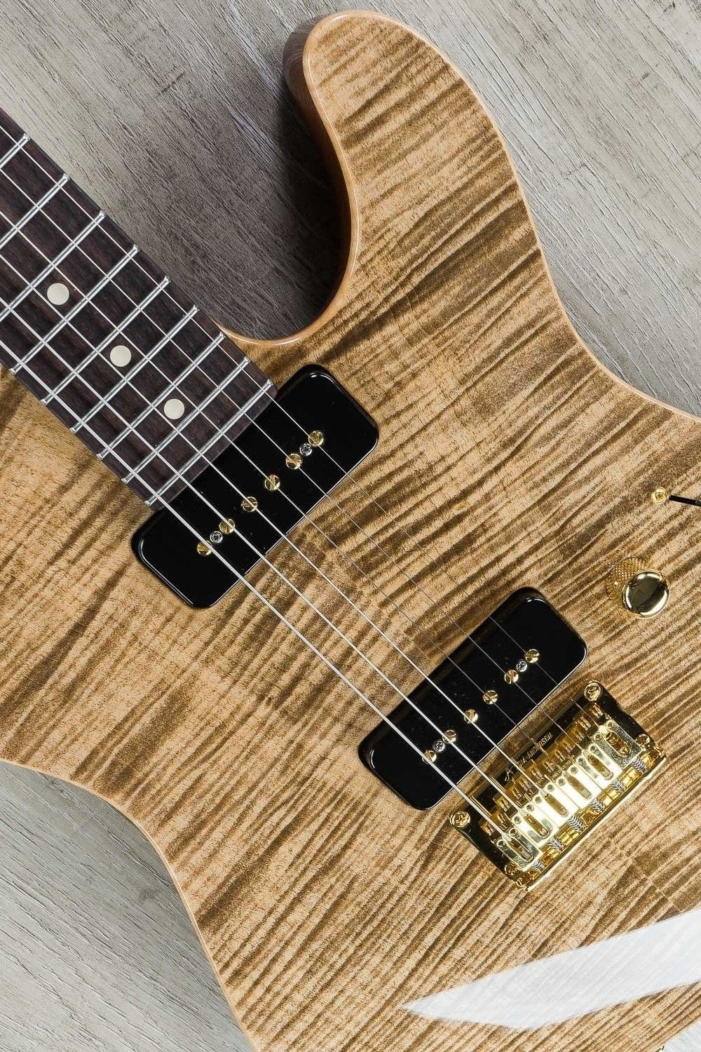 Tom Anderson Guitarworks Cobra Electric Guitar, Hollow Chambered, Flame Maple Top, Hard Case - Natural Mocha with Binding