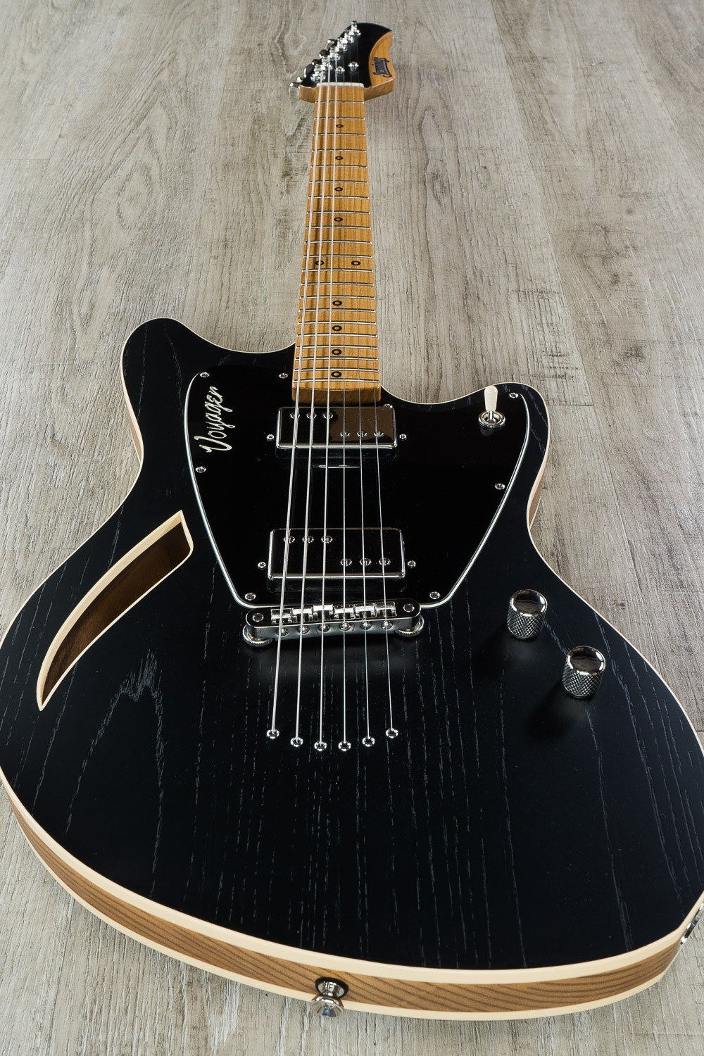 Jennings Voyager Deluxe Electric Guitar, Roasted Maple Fretboard, Stoptail - Satin Black