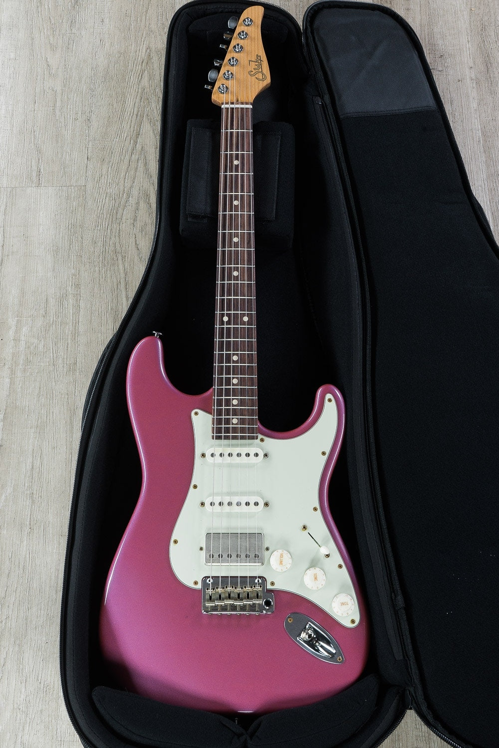 Suhr Classic S Antique Roasted Electric Guitar, Indian Rosewood Fingerboard, Deluxe Padded Gig Bag - Burgundy Mist